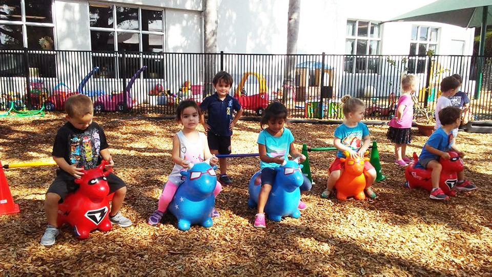 Kids having fun at a real Crazy Games birthday party in Palm Beach County