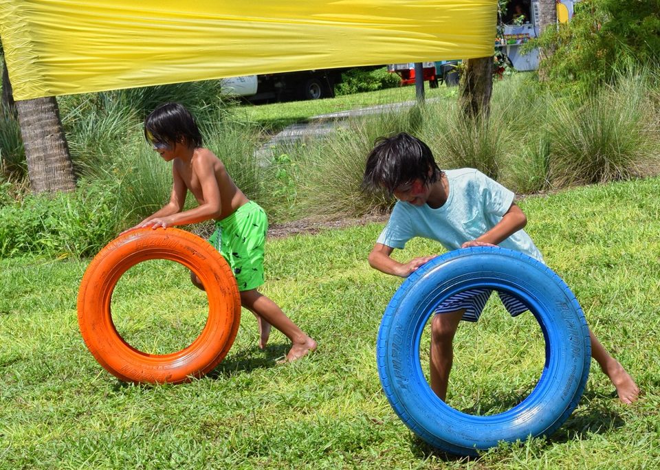 Kids having fun at a real Crazy Games birthday party in Palm Beach County