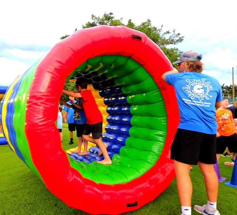 Kids having fun at a real Crazy Games birthday party in Palm Beach County