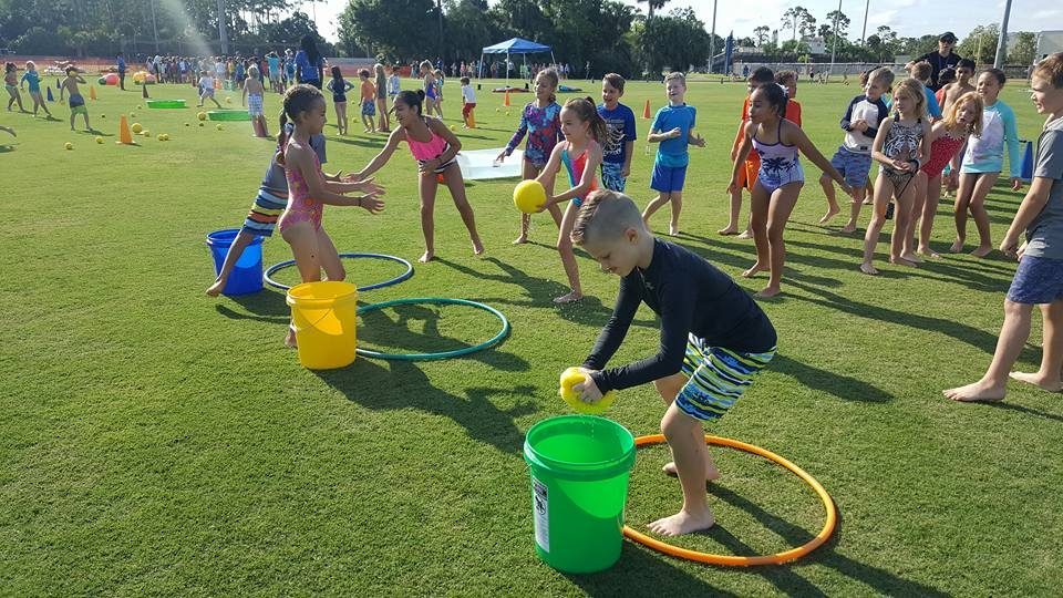 Sponge Relay at a Crazy Games event