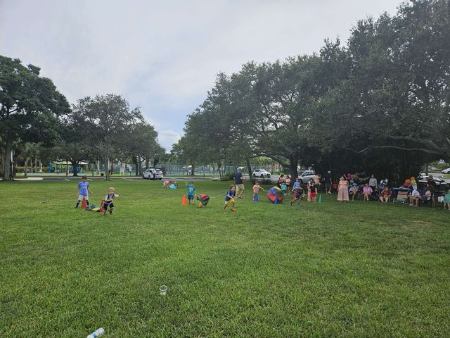 Parachute Madness at a Crazy Games event