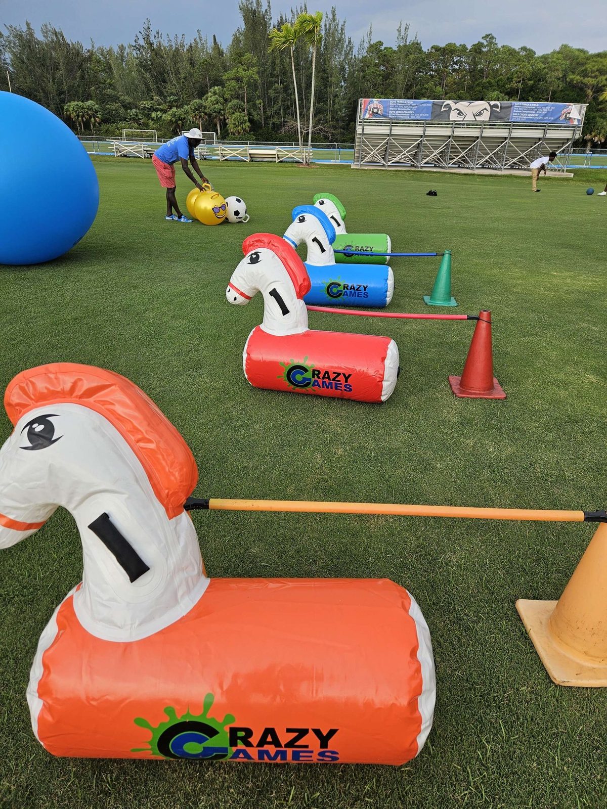 Hopper Horse Races at a Crazy Games event