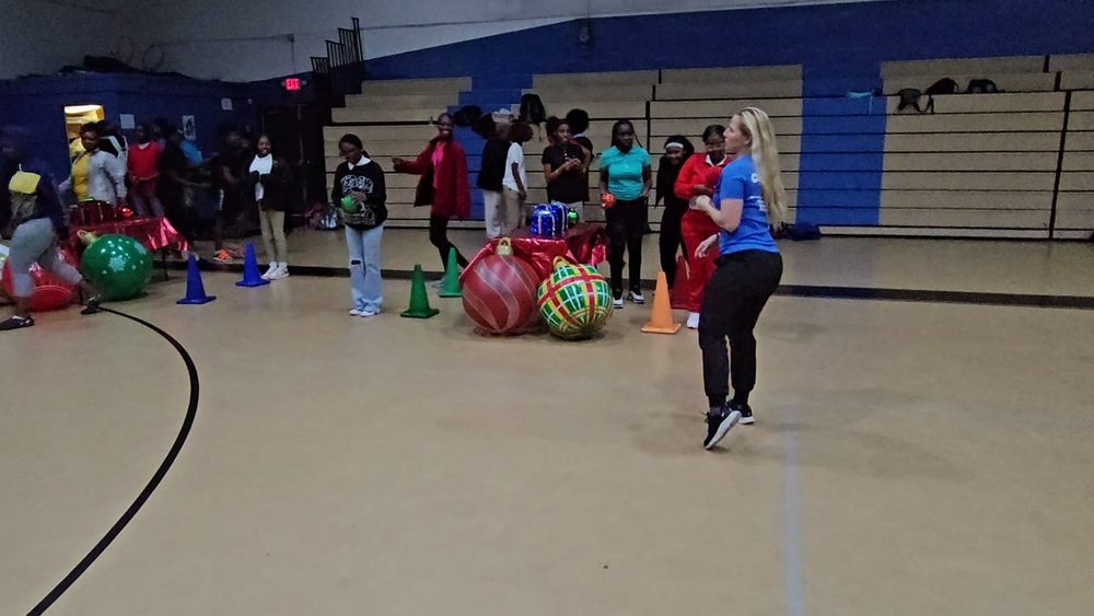 Kids playing Crazy Games holiday games at a real Palm Beach County event